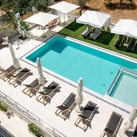 Calma Living Hotel *