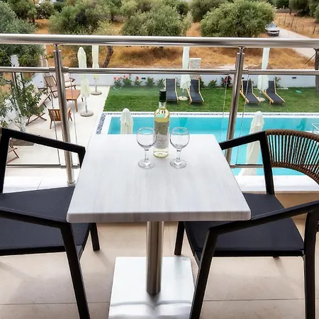 Calma Living Hotel *