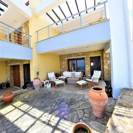 Villa Elisa